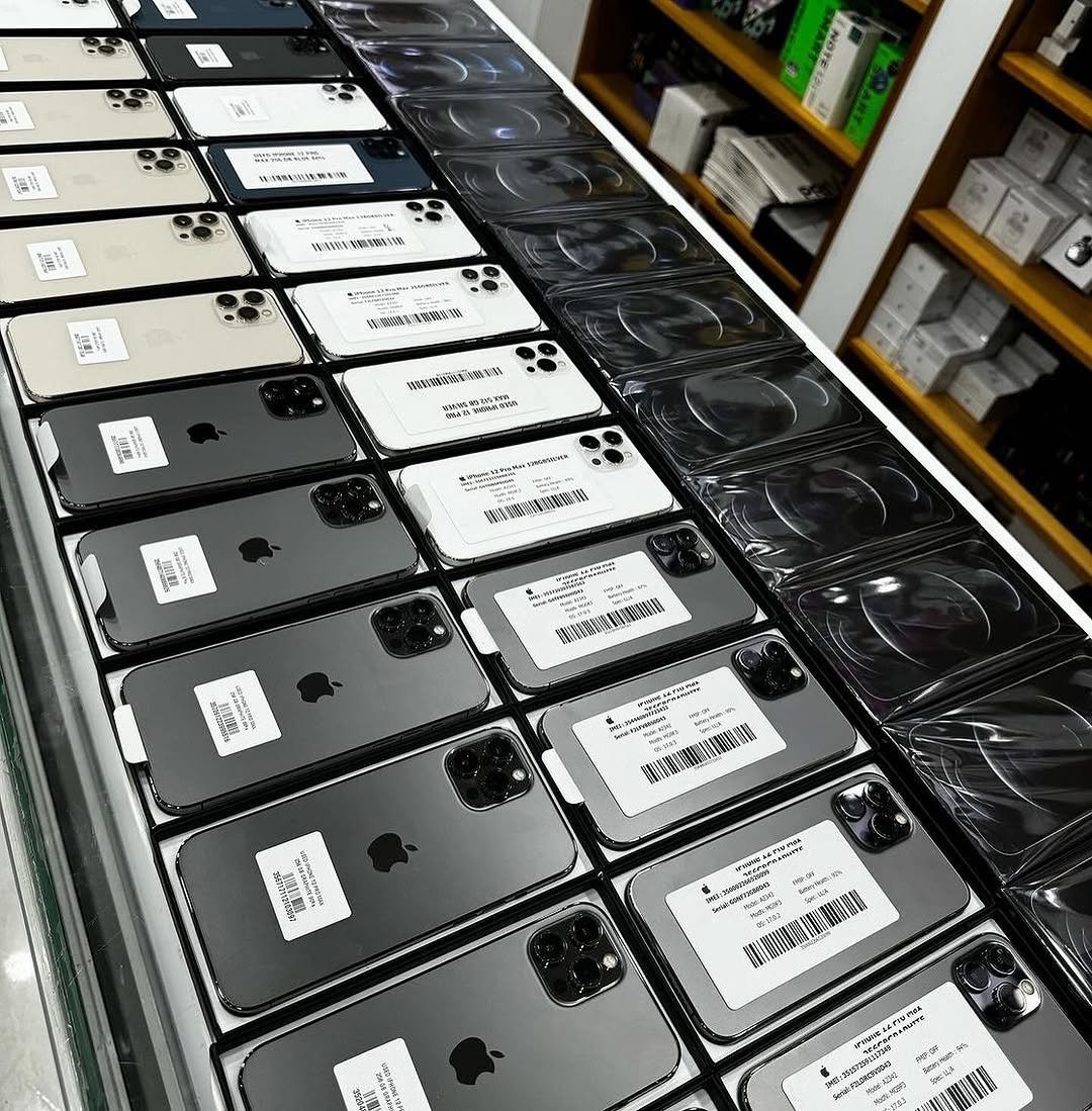 Bulk iPhone 12 Pro Max in Europe